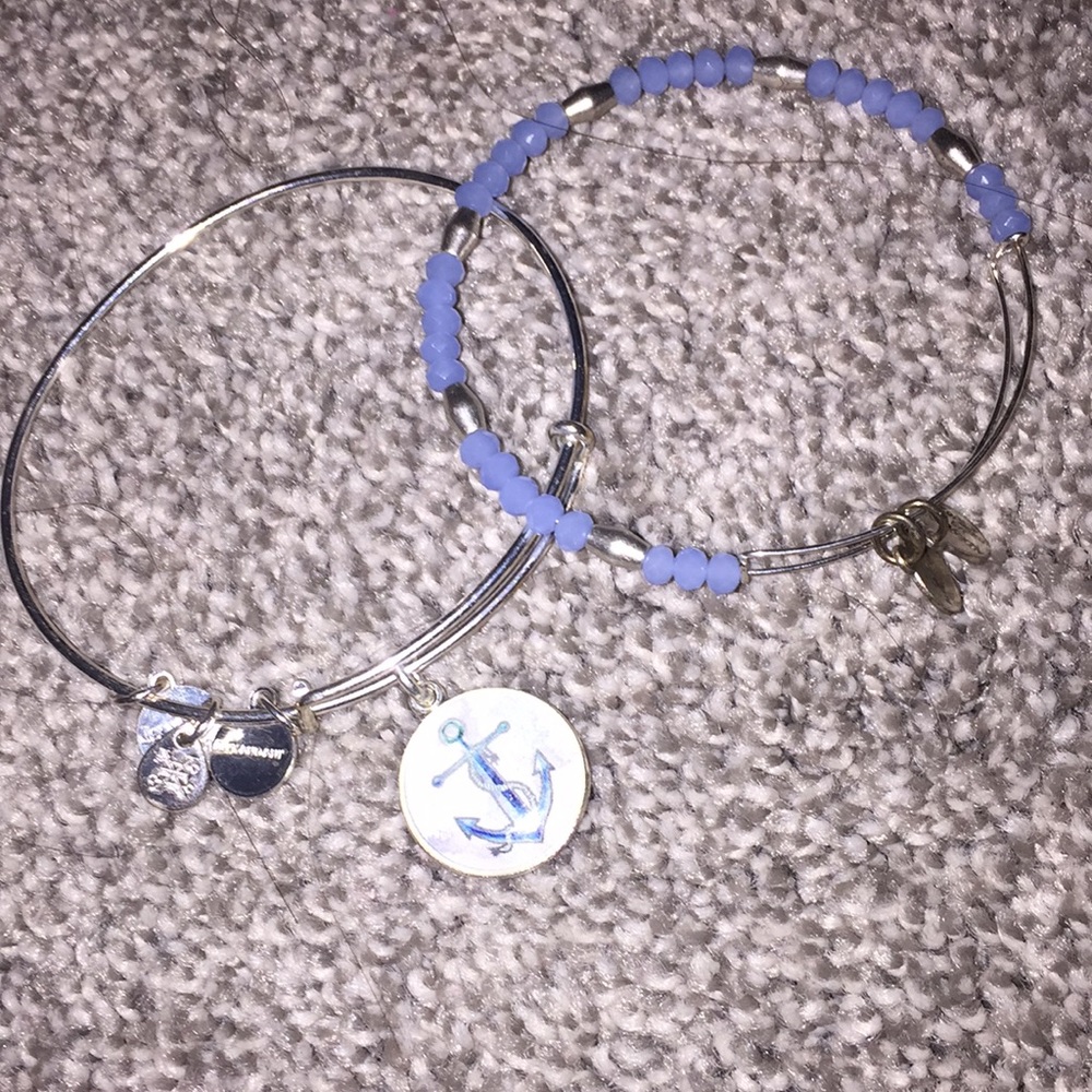 Authentic steadfast and strong Alex and Ani